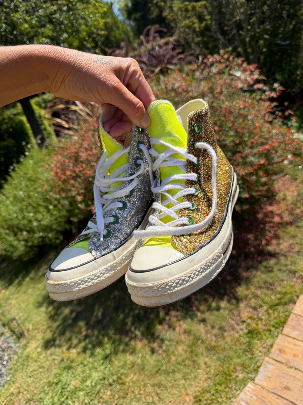 Converse Chuck Taylor All Star High Top Glitter Sneakers - Silver & Gold women’s - Picture 5 of 5